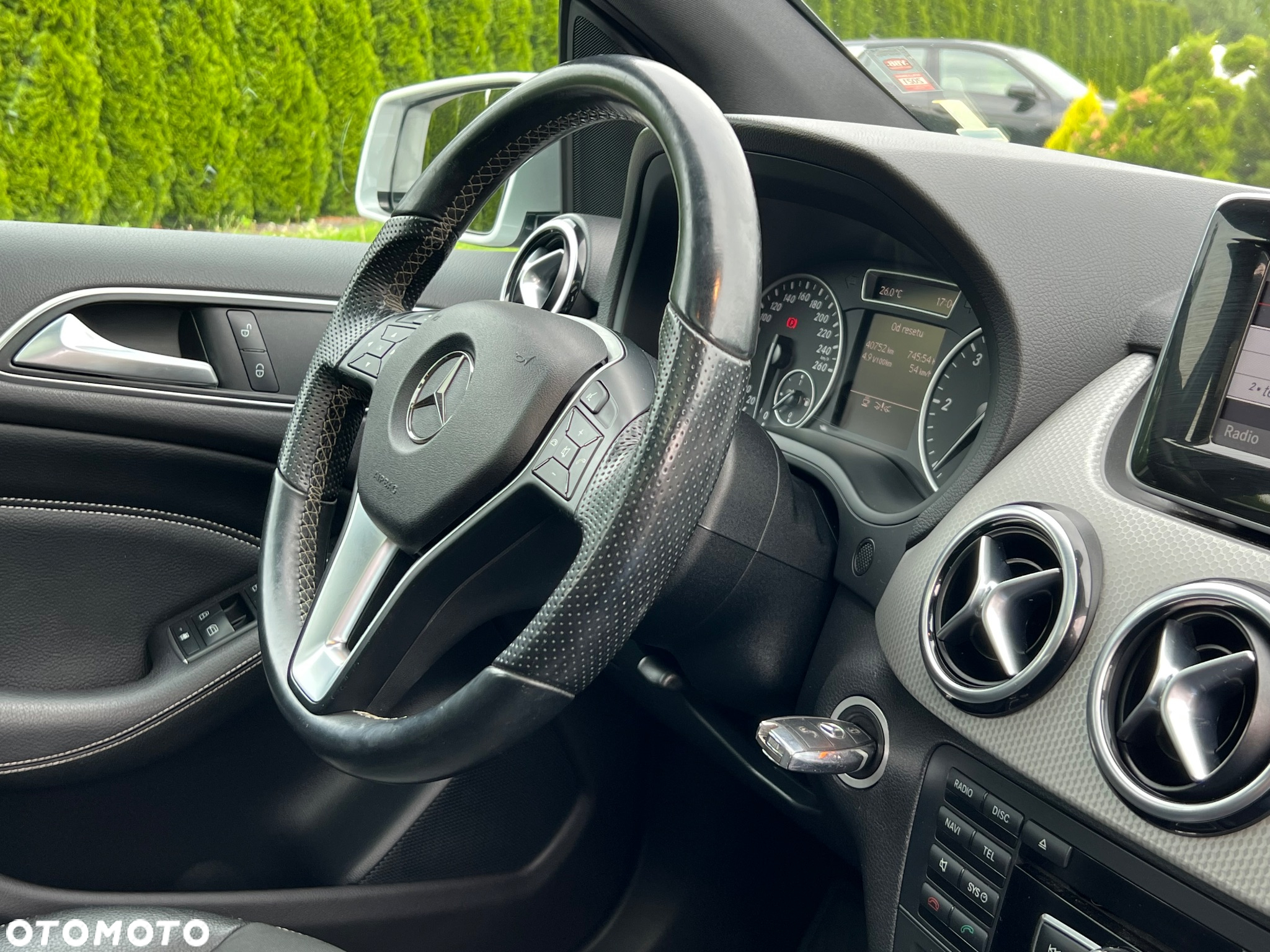 Mercedes-Benz Klasa B 180 CDI (BlueEFFICIENCY) - 31