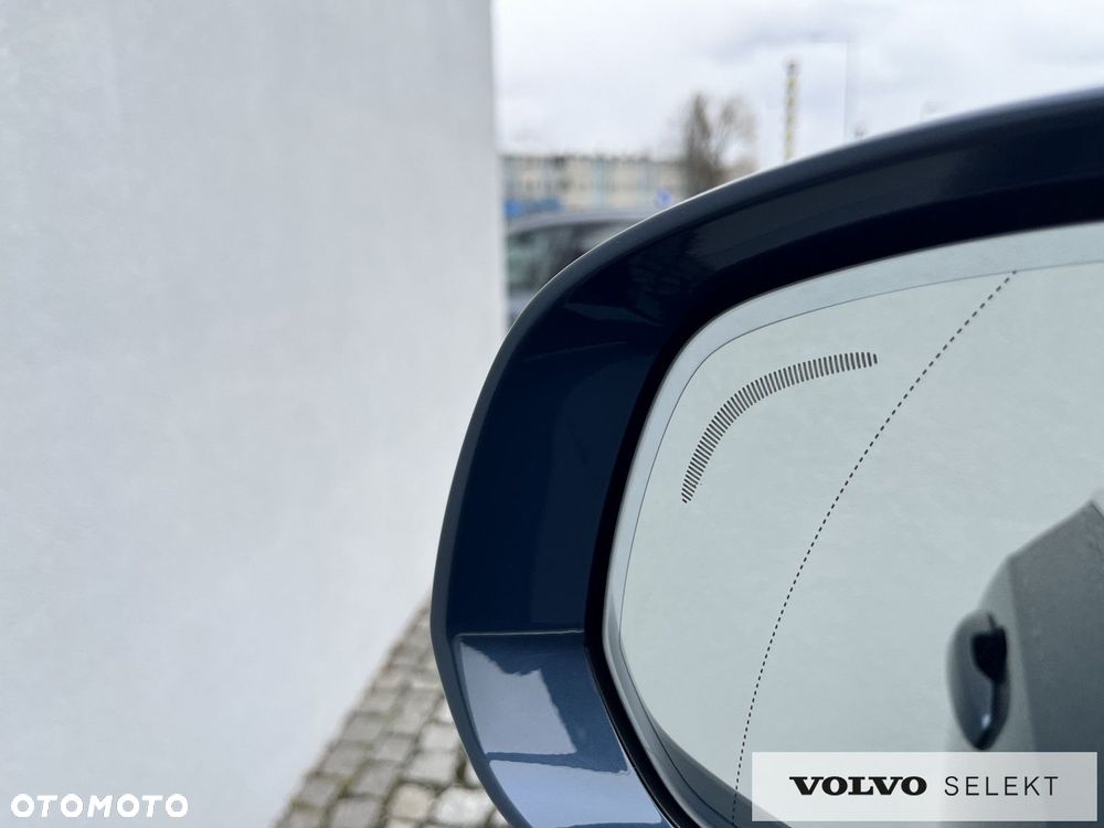 Volvo XC 90 - 12