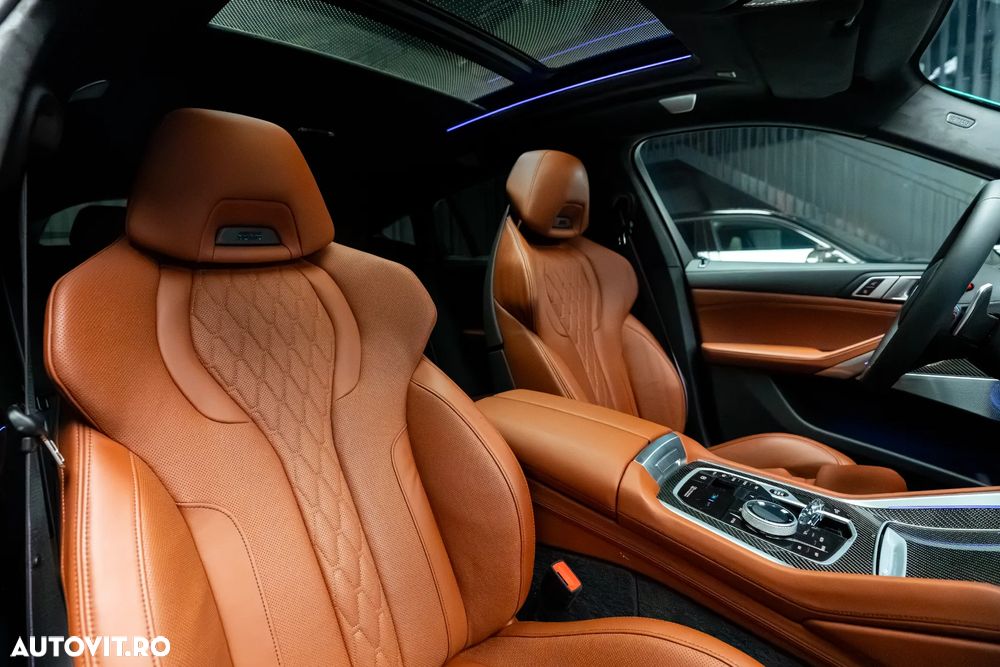 BMW X6 M M60i xDrive AT MHEV - 33