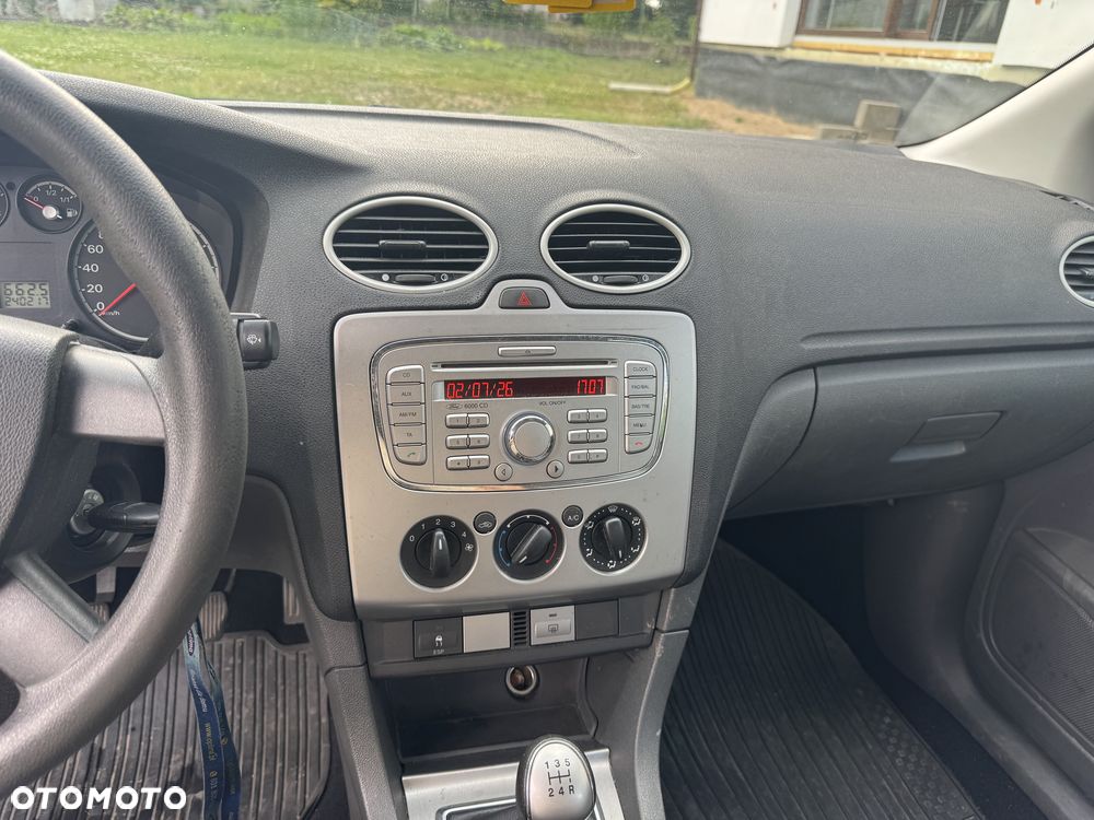 Ford Focus 1.6 TDCi DPF Ambiente - 10