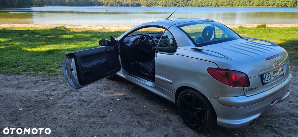 Peugeot 206 CC - 1
