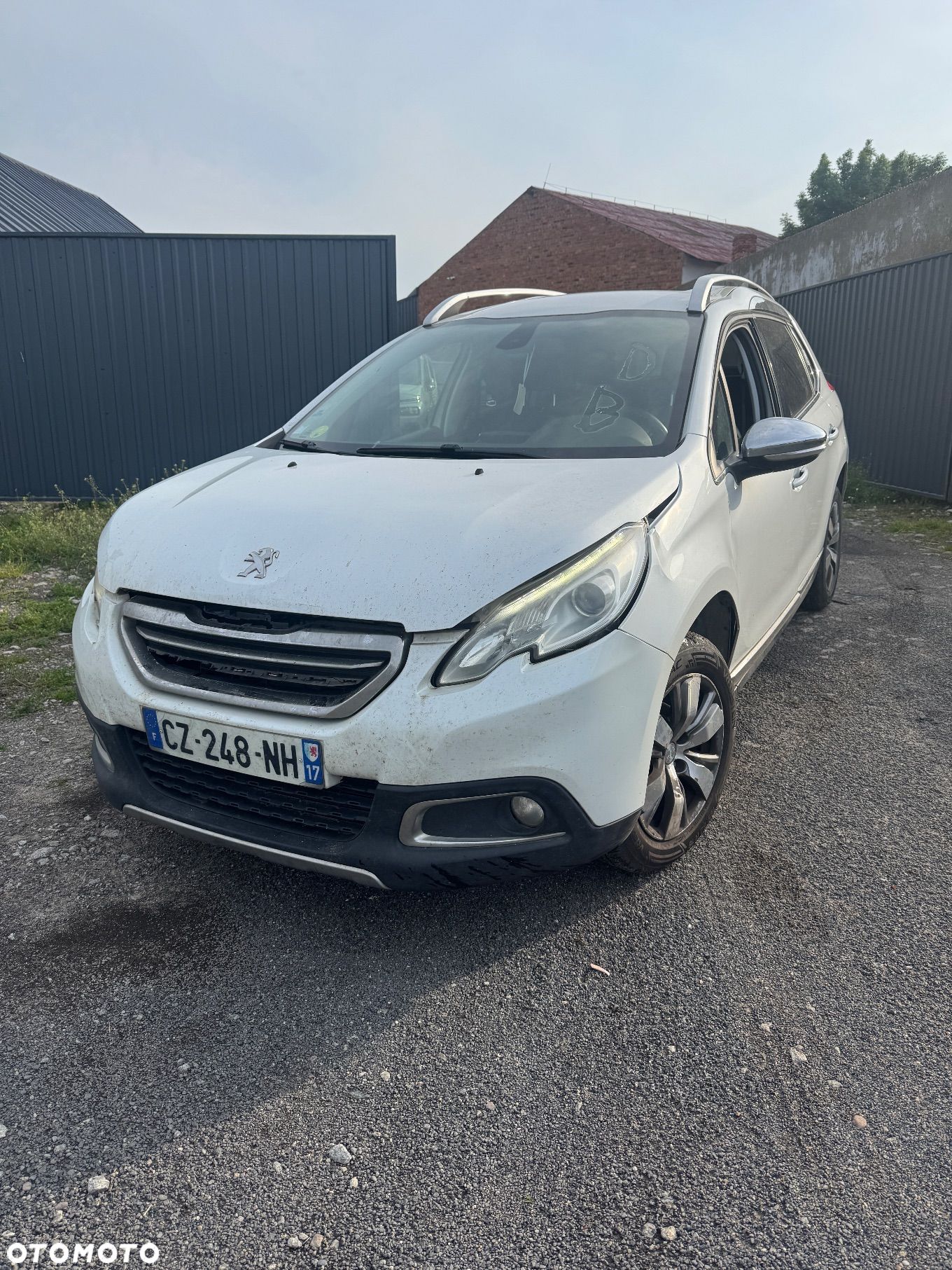 Peugeot 2008 e-HDi FAP 115 STOP & START Allure - 1