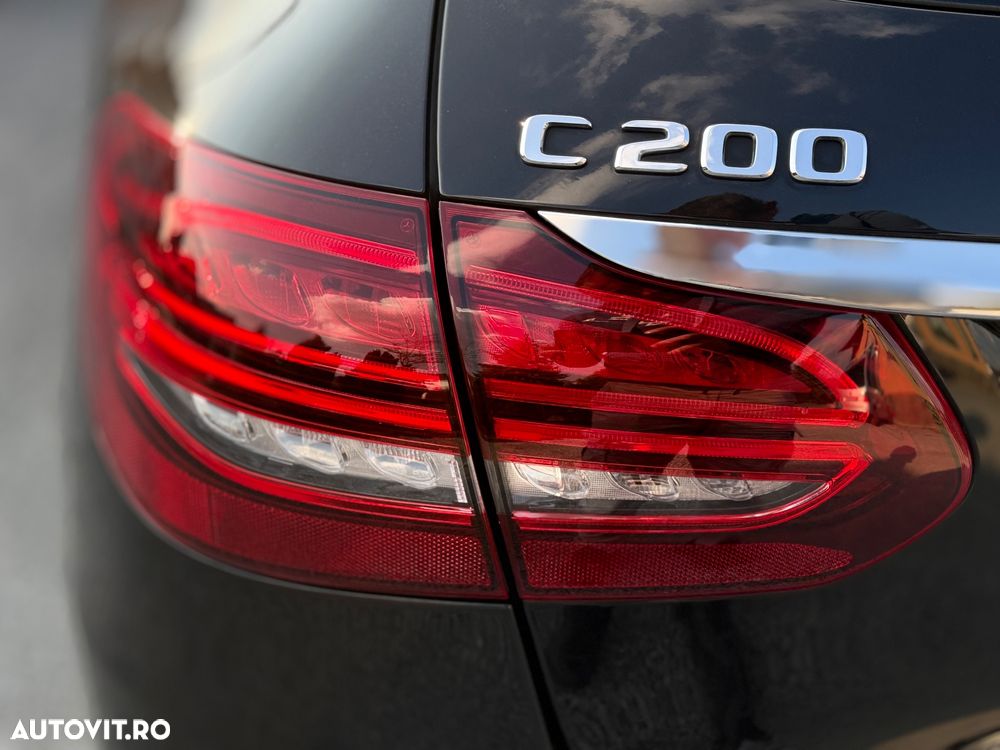 Mercedes-Benz C - 18