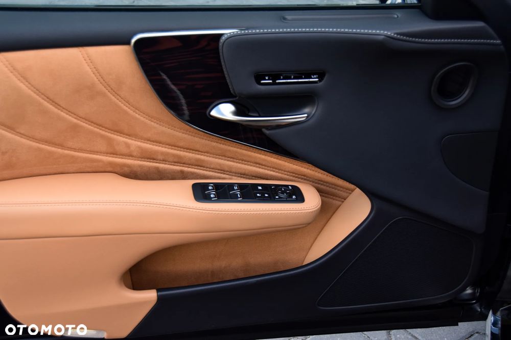 Lexus LS 500h Prestige AWD - 20