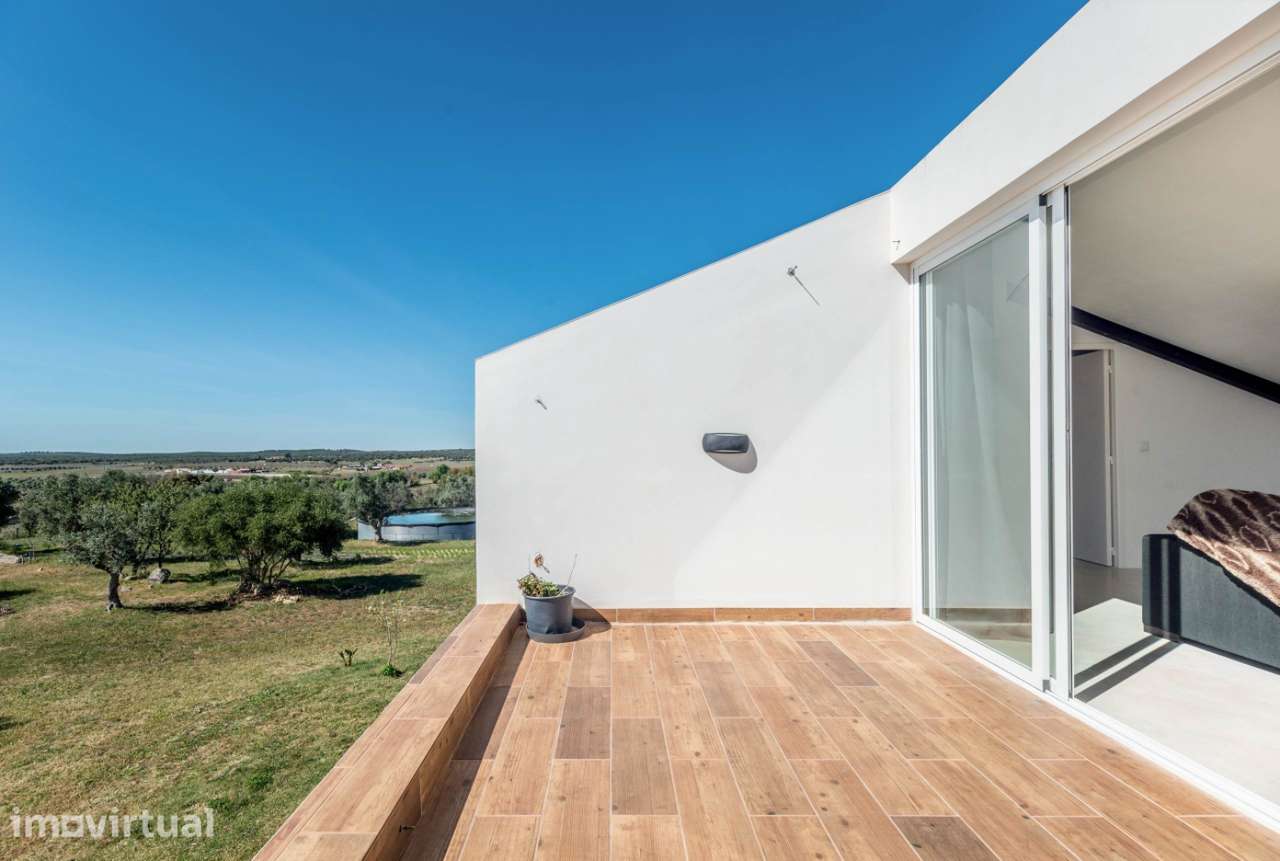 Herdade de 11,1 hectares com moradia T2,PIP favorável para Hotel Rural - Grande imagem: 2/19