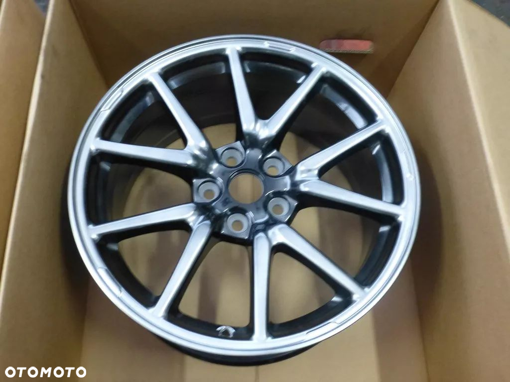 TESLA 3 1044221-00-B ORYGINALNE CHROM SHADOW 18'' - 5