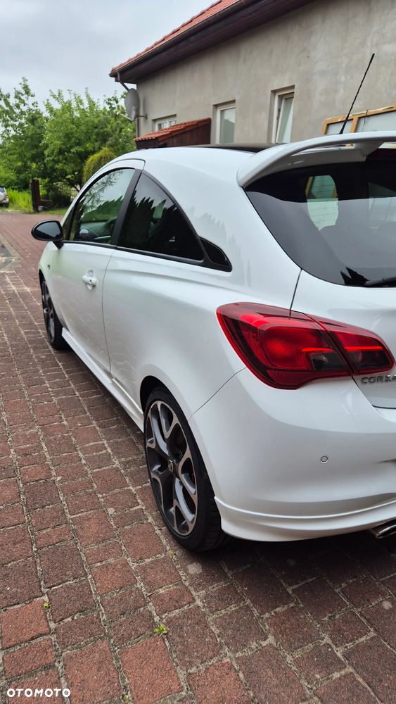 Opel Corsa 1.4 Turbo Start/Stop GSi - 11