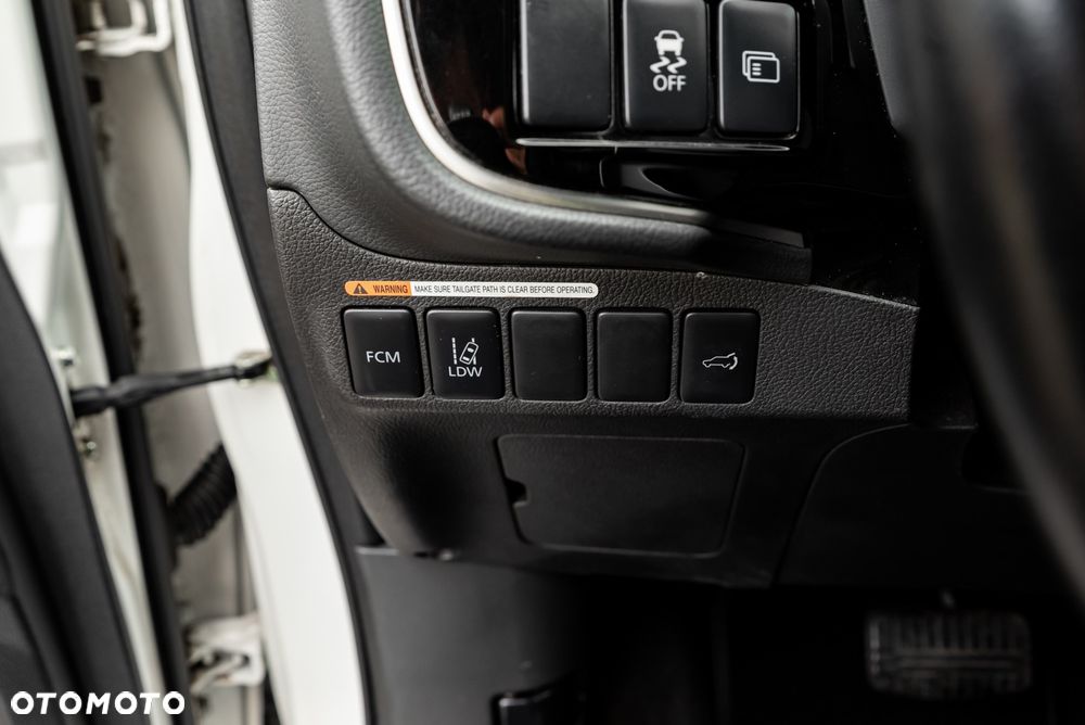 Mitsubishi Outlander 2.2 DI-D 4WD Automatik Invite - 36