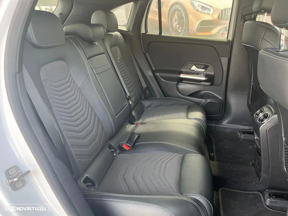 Mercedes-Benz EQA 250+ Progressive - 11