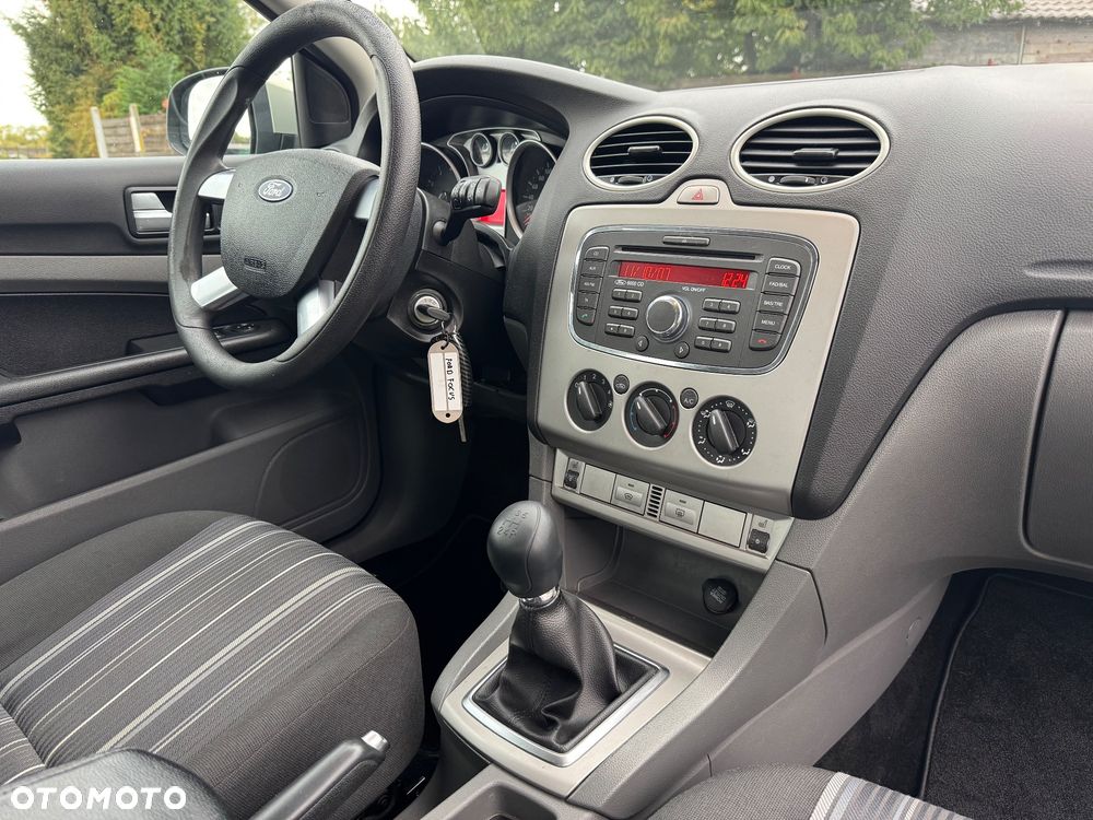 Ford Focus - 19