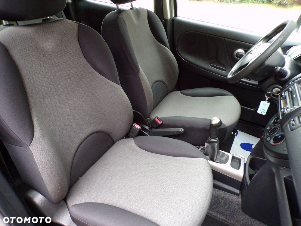 Nissan Note - 22