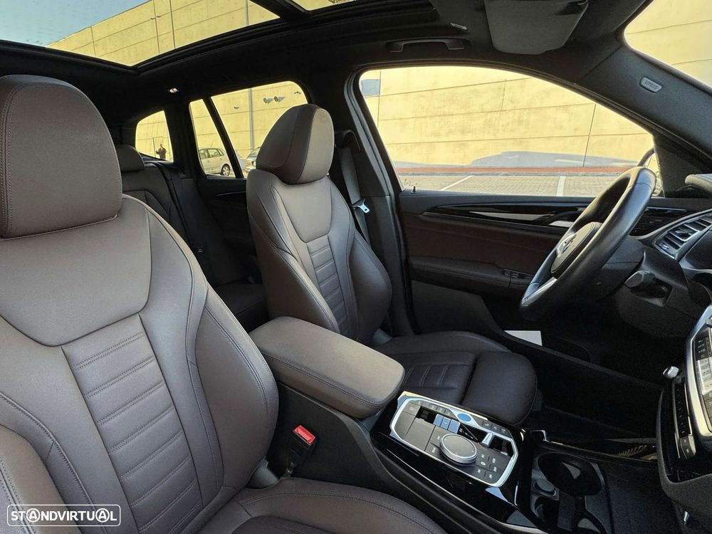 BMW iX3 M Sport Impressive - 9