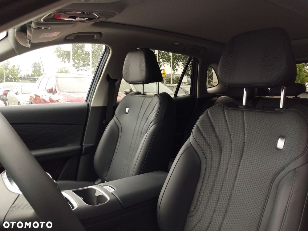 Geely Starray EM-i 1.5 PHEV Max - 12