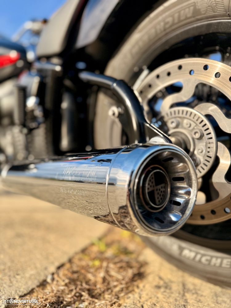 BMW R 18 Roland Sands - 13