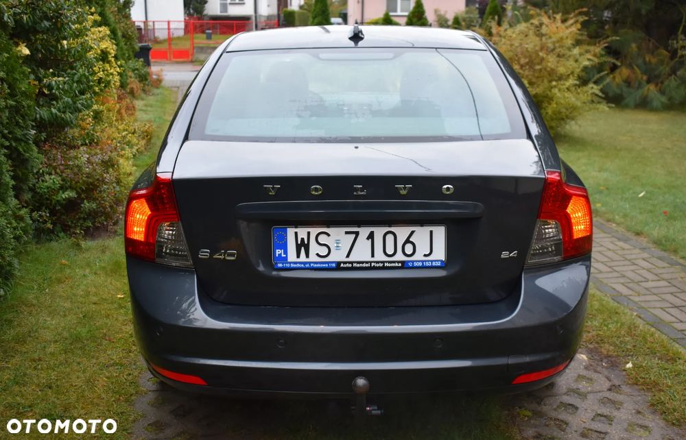 Volvo S40 2.4i R-Design Momentum - 5