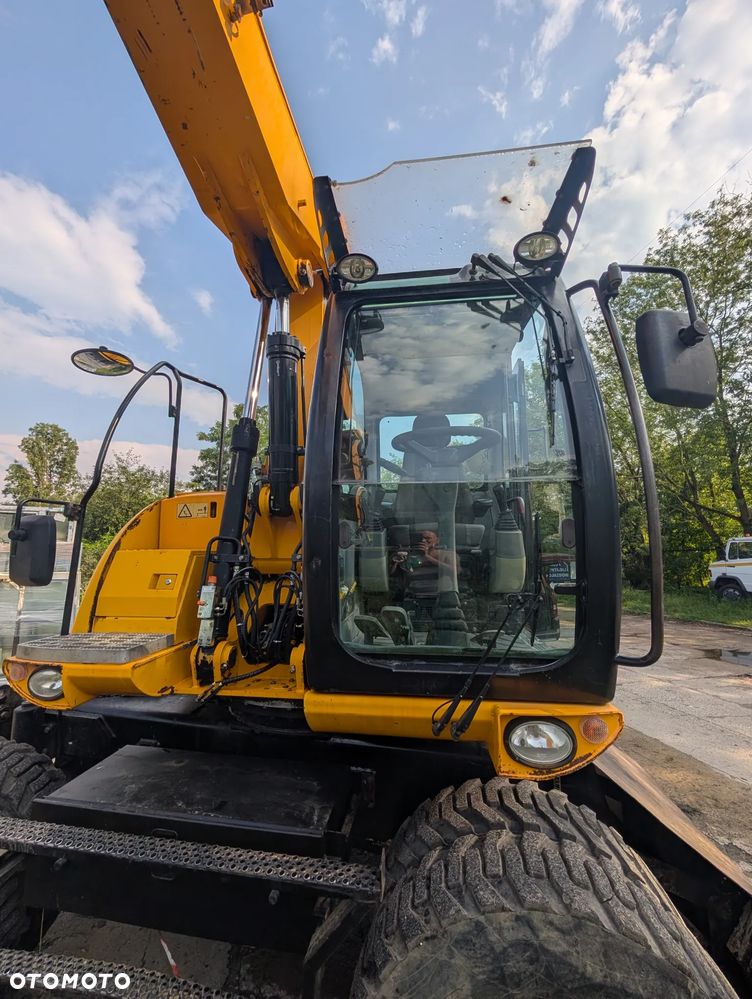 JCB Js145w - 24