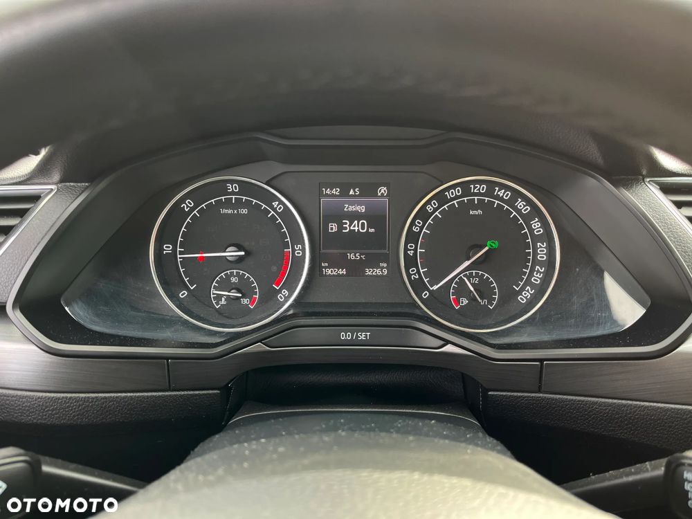 Skoda Superb - 25
