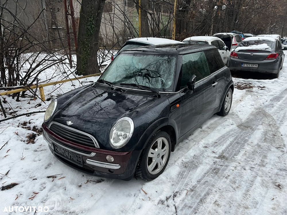Dezmembrez Mini One negru 2003 benzina cutie automata - 4