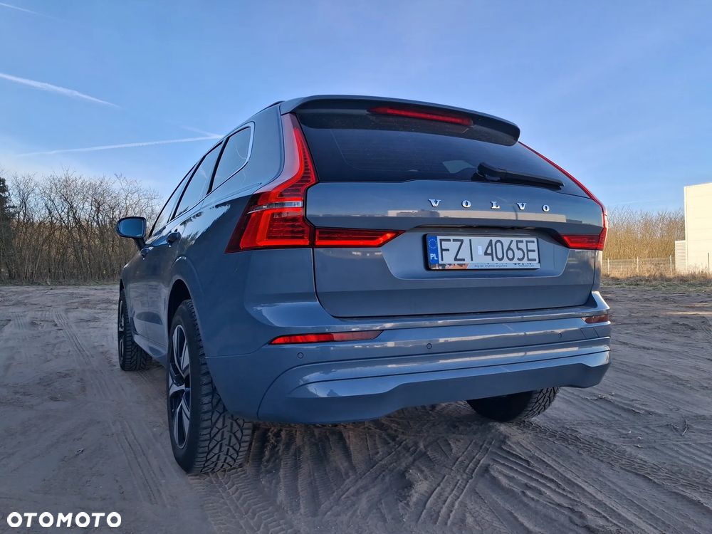 Volvo XC 60 D4 Momentum Pro - 12