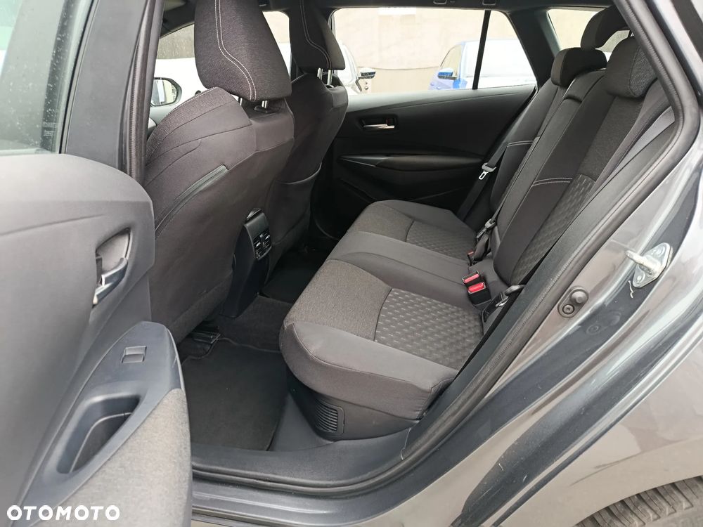 Toyota Corolla - 8