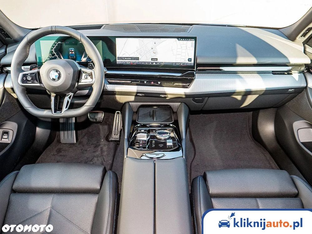 BMW Seria 3 318i - 4