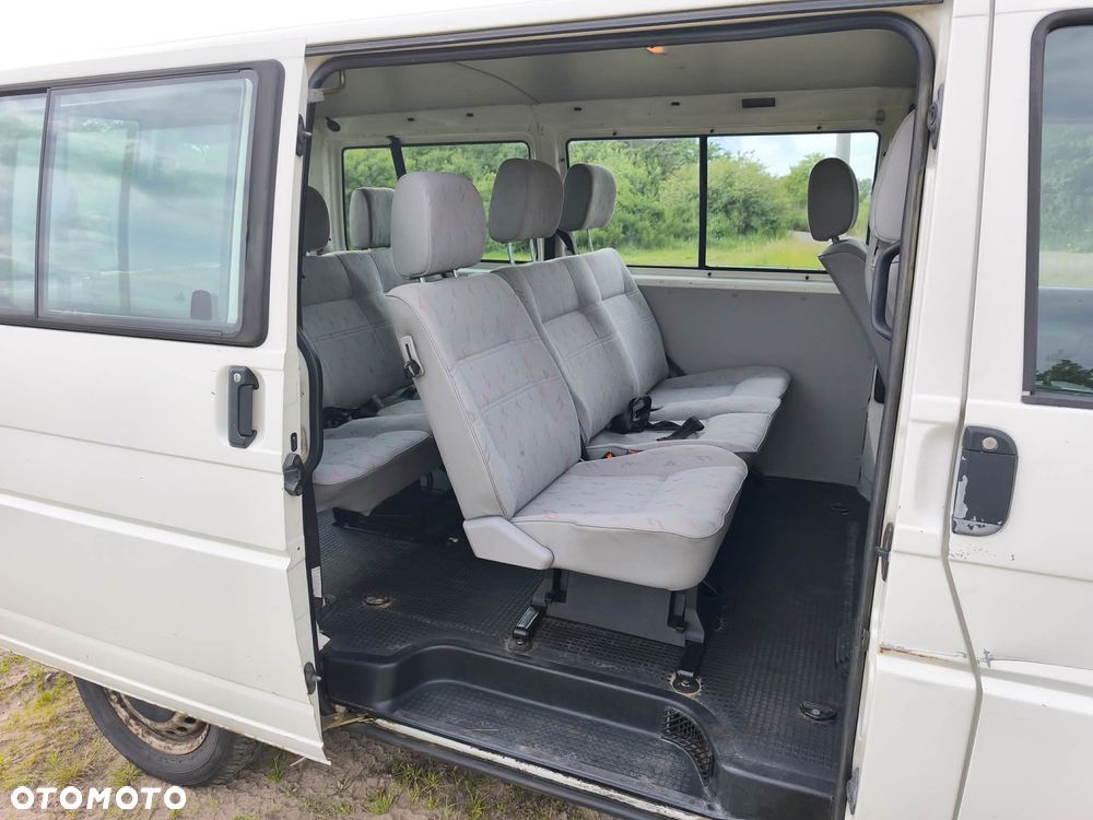 Volkswagen Transporter - 13