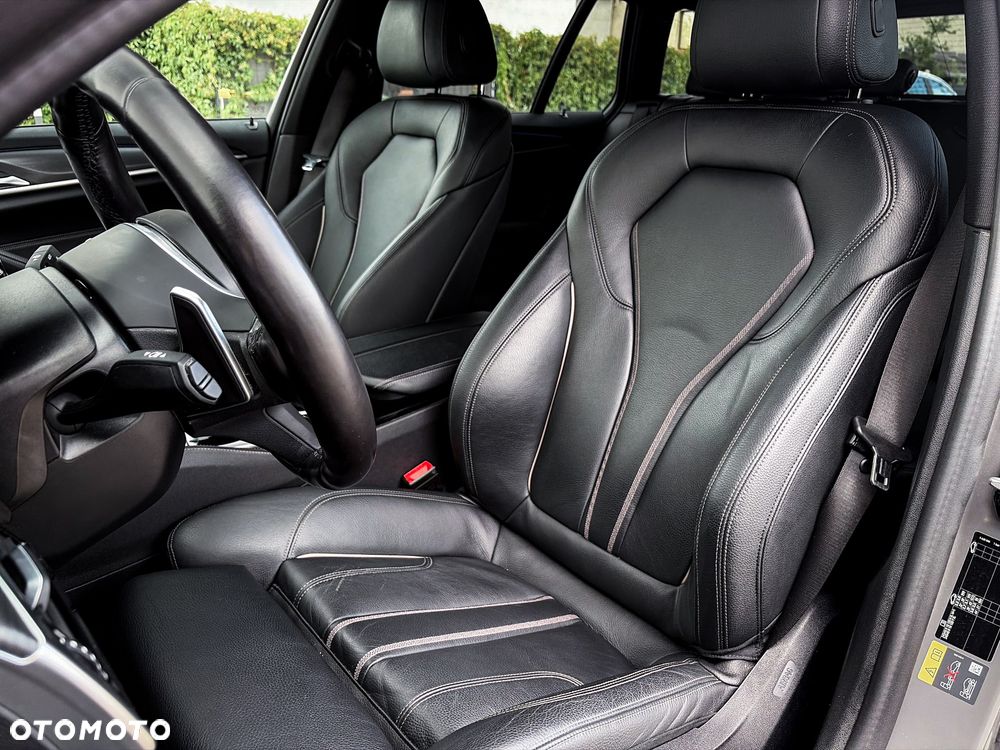 BMW Seria 5 530e M Sport sport - 21