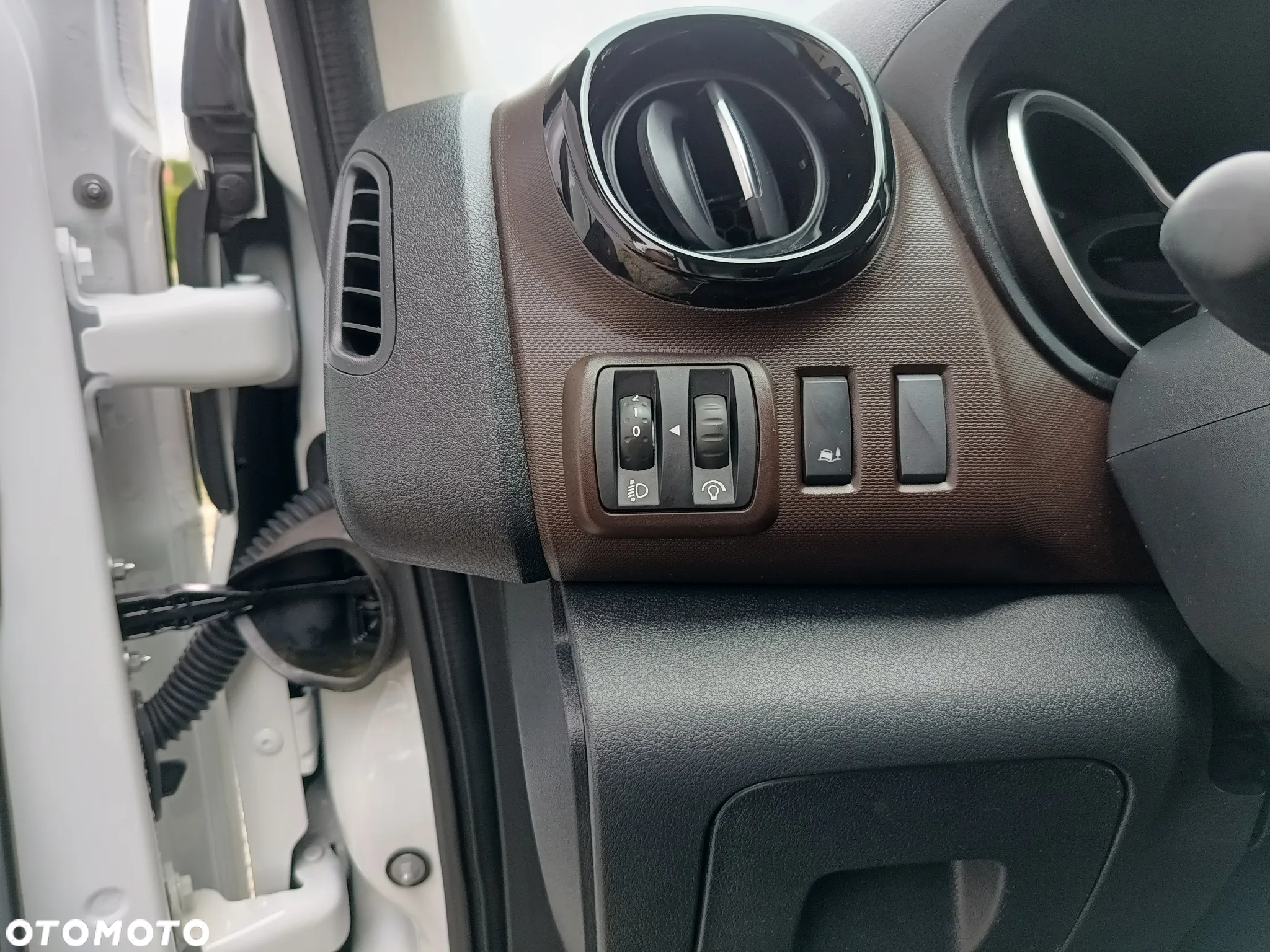 Renault Trafic 2,0 LONG 64tys.km - 9