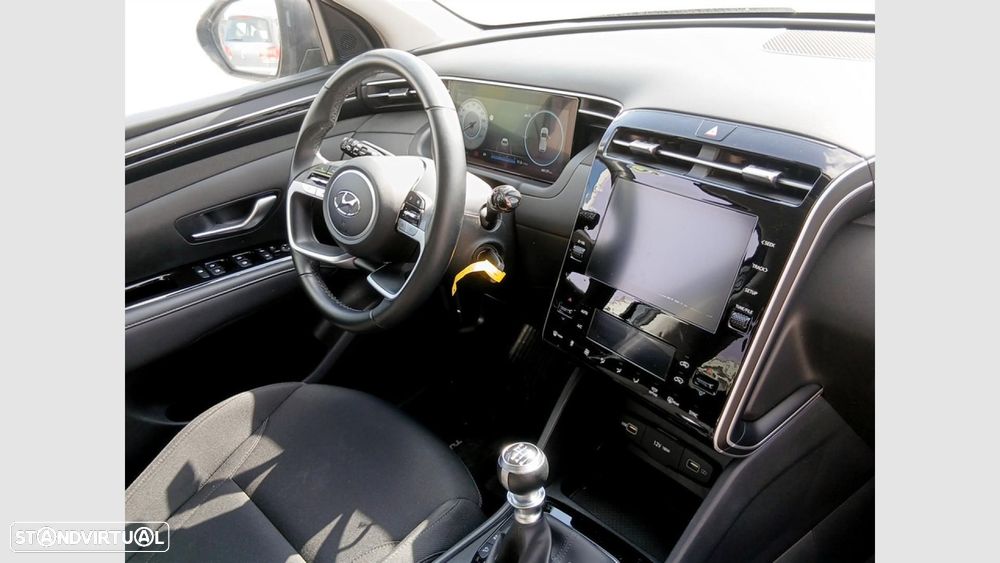 Hyundai Tucson 1.6 T-GDi Vanguard — fotografia 18