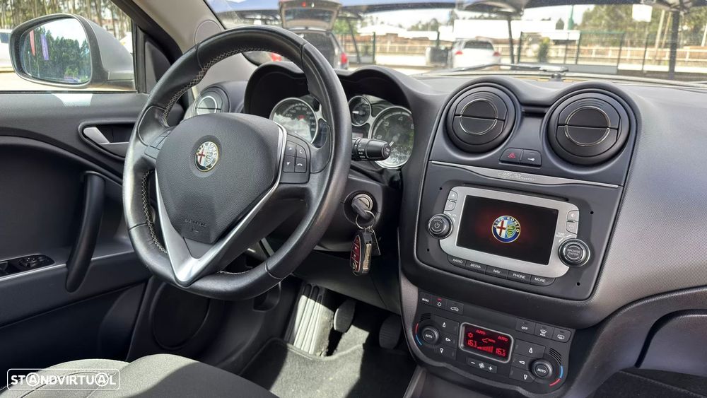 Alfa Romeo MiTo 1.6 JTD Distinctive - 22
