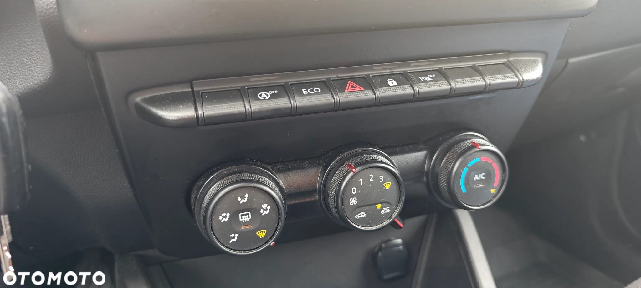 Dacia Duster 1.3 TCe FAP SL Look EU6d - 16