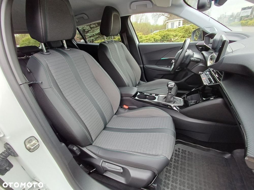 Peugeot 2008 - 14