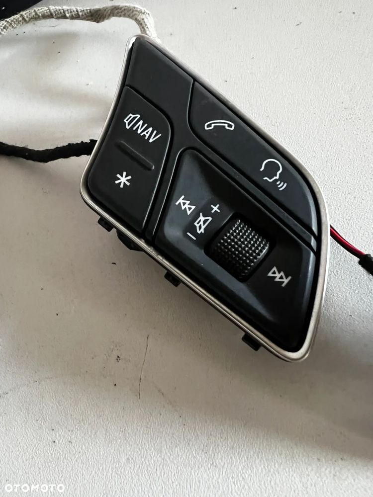 Audi A3 S3 RS3 8V A4 S4 RS4 A5 S5 RS5 B9 Przyciski multifunkcji kierownicy 8W0951523F - 3
