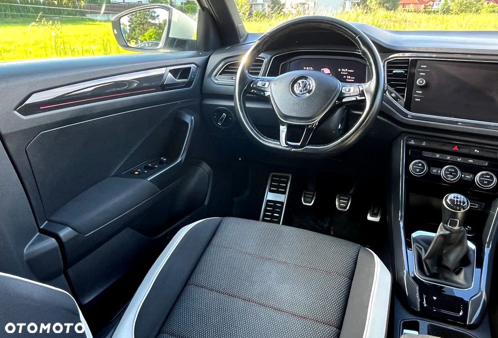 Volkswagen T-Roc 1.5 TSI ACT Premium - 24