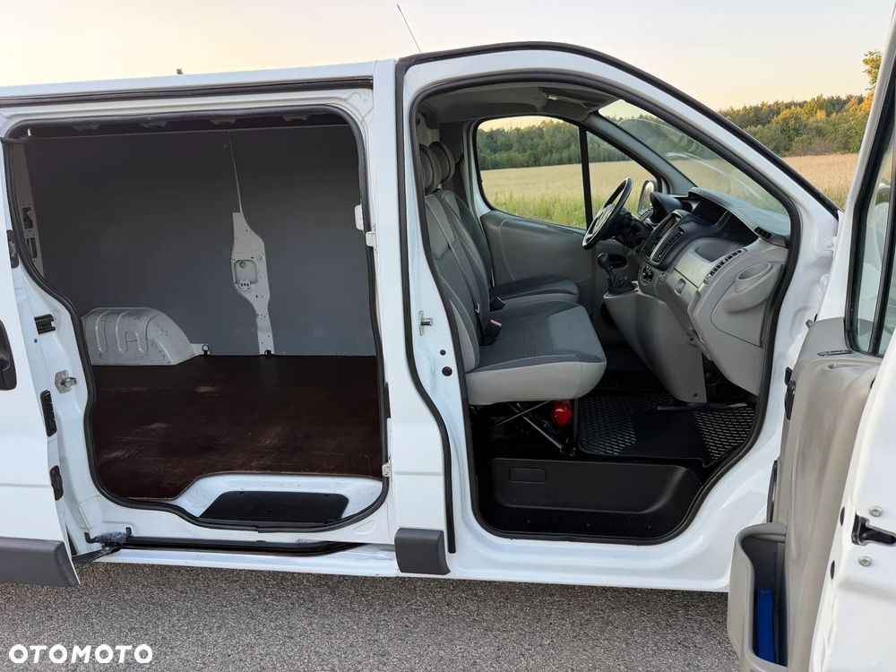 Opel VIVARO*2014*long*klima*dobre doinwestowane auto - 8