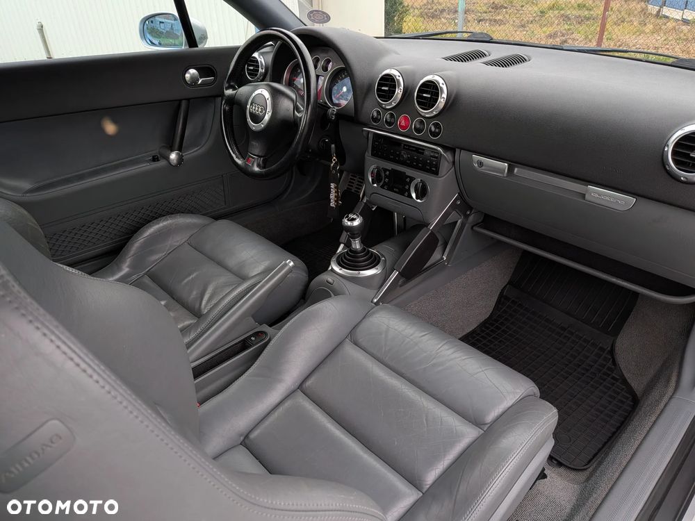 Audi TT Coupé 1.8 T quattro - 19