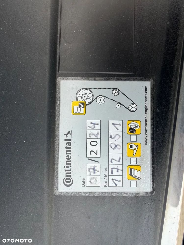 Skoda Octavia 2.0 TDI DSG Ambition - 25