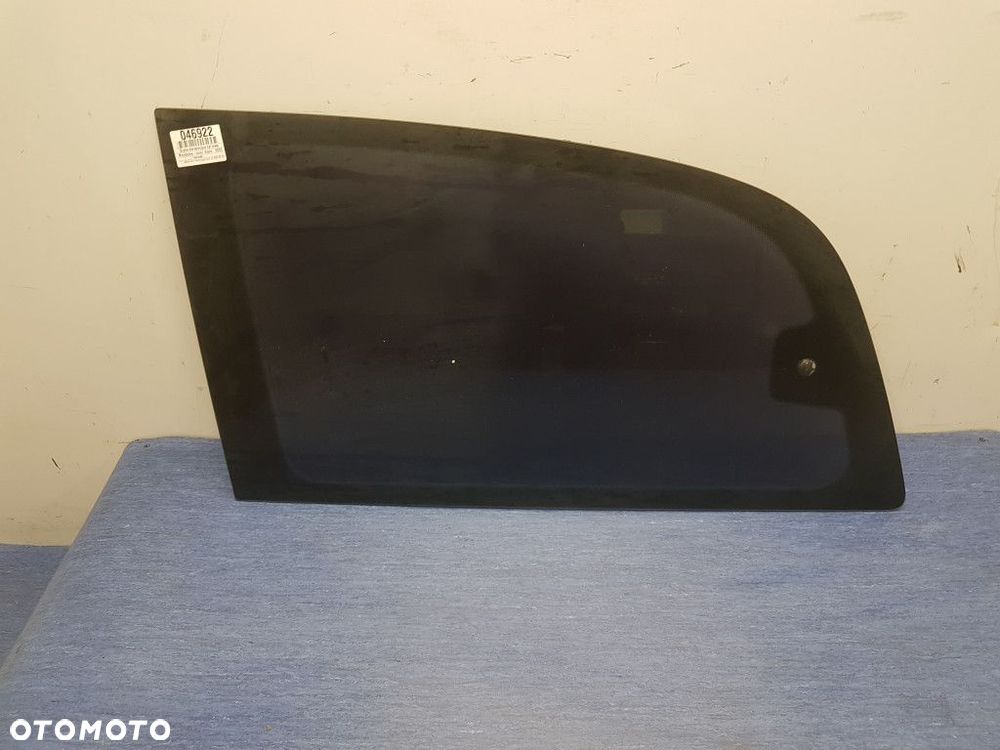 MERCEDES BENZ VIANO W639 SZYBA KAROSERYJNA TYŁ LEWA - 1