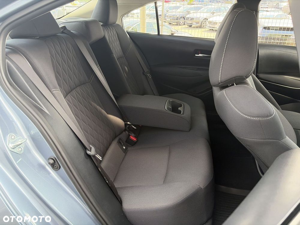 Toyota Corolla - 21