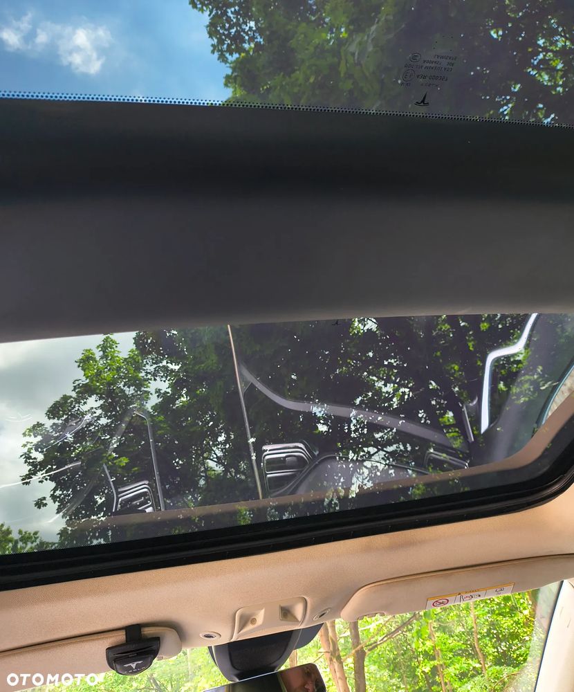 Tesla Model S Standard - 8