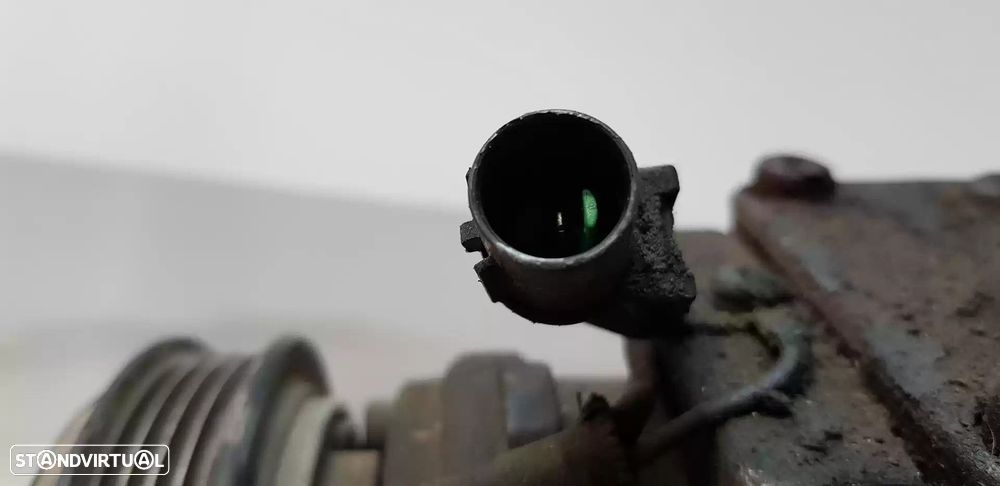 COMPRESSOR AR CONDICIONADO KIA CARNIVAL II 2014 -1315012000 - 2