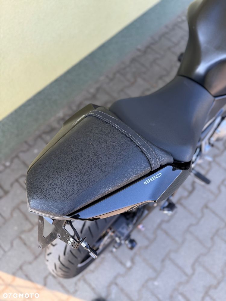 Kawasaki Z 650 - 12