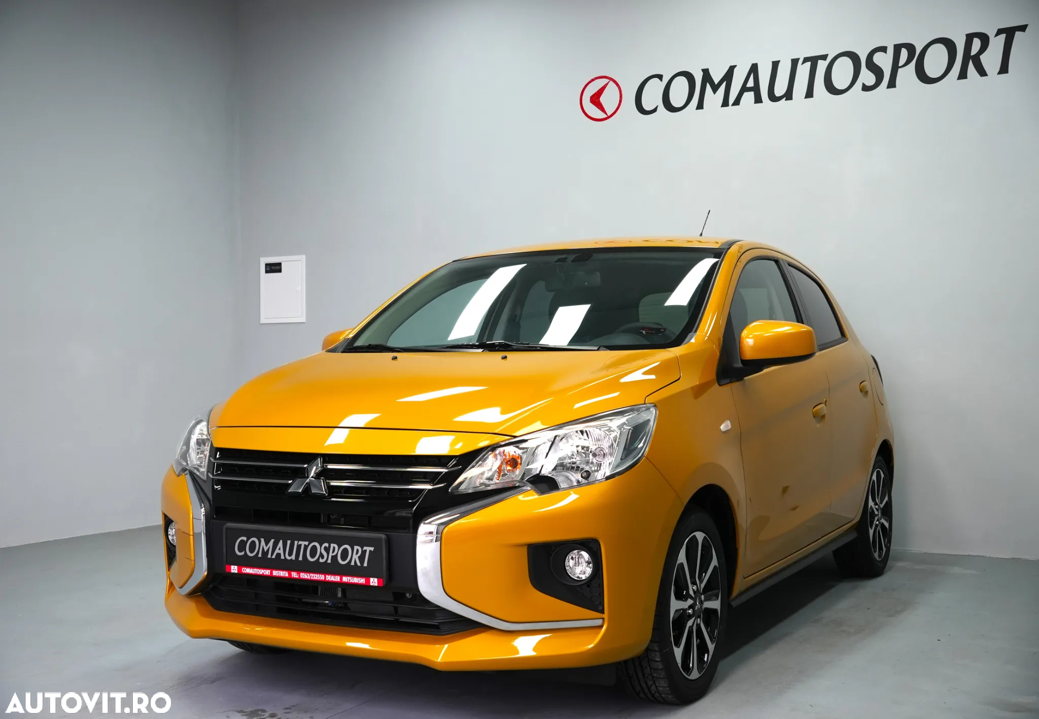 Mitsubishi Space Star 1.2 2WD CVT Intense - 3