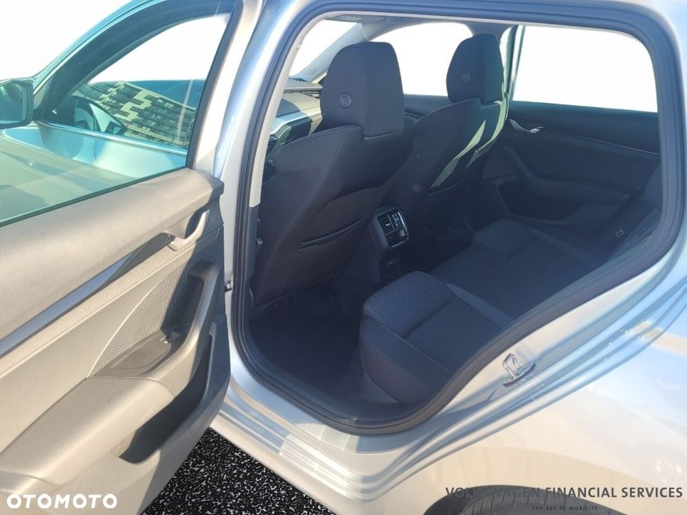 Skoda Octavia 1.5 TSI Selection - 7