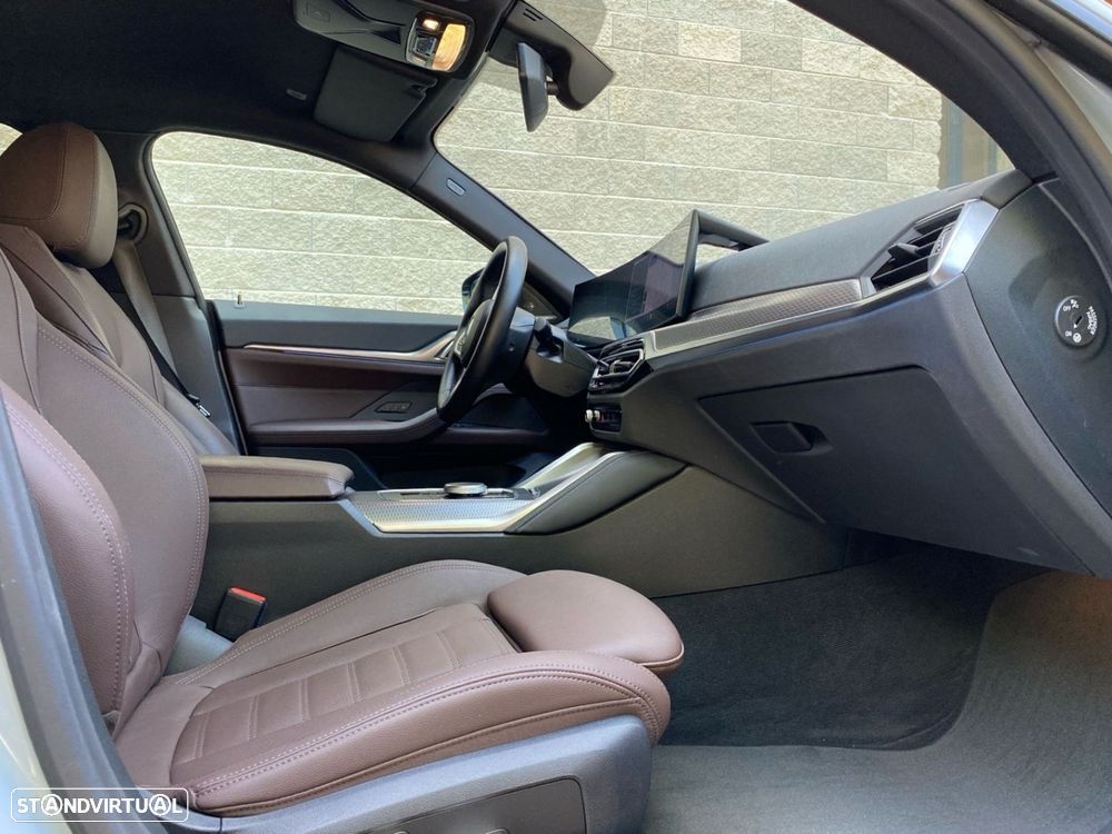 BMW i4 eDrive40 Pack Desportivo M - 15
