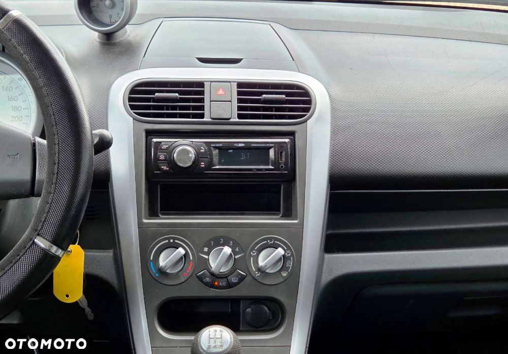 Suzuki Splash - 13
