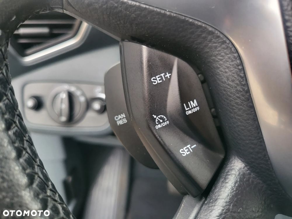 Ford Grand C-MAX 2.0 TDCi Titanium - 27