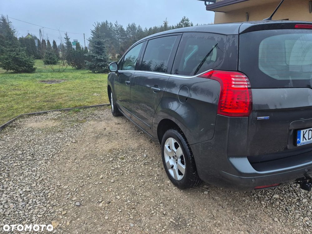 Peugeot 5008 - 4