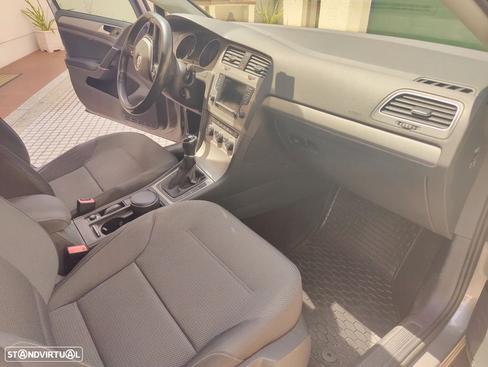 VW Golf 1.2 TSi Confortline - 6