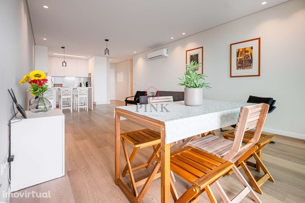 Apartamento T2 Mobilado e Equipado - Grande imagem: 2/26
